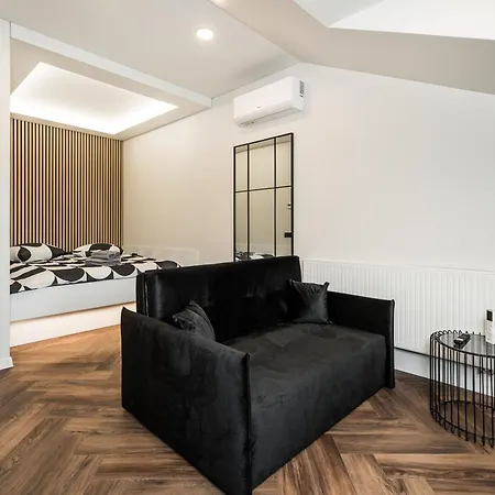 Riverra House - Panorama View Butas *